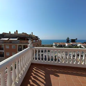 Lovely Penthouse In Front Of The With Free Parking Málaga